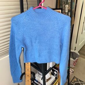 Never worn UO sweater